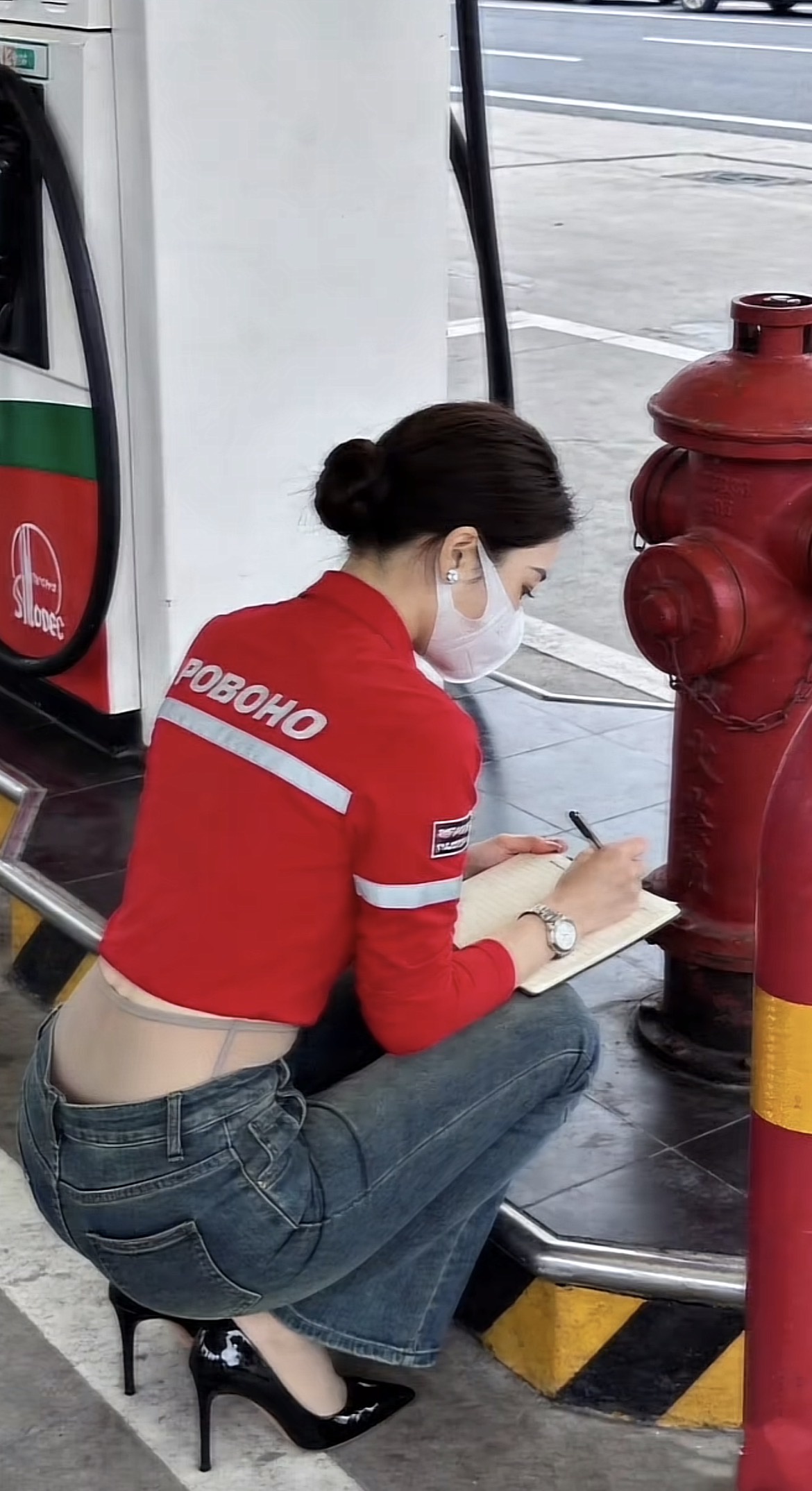 美女性感丝袜穿搭